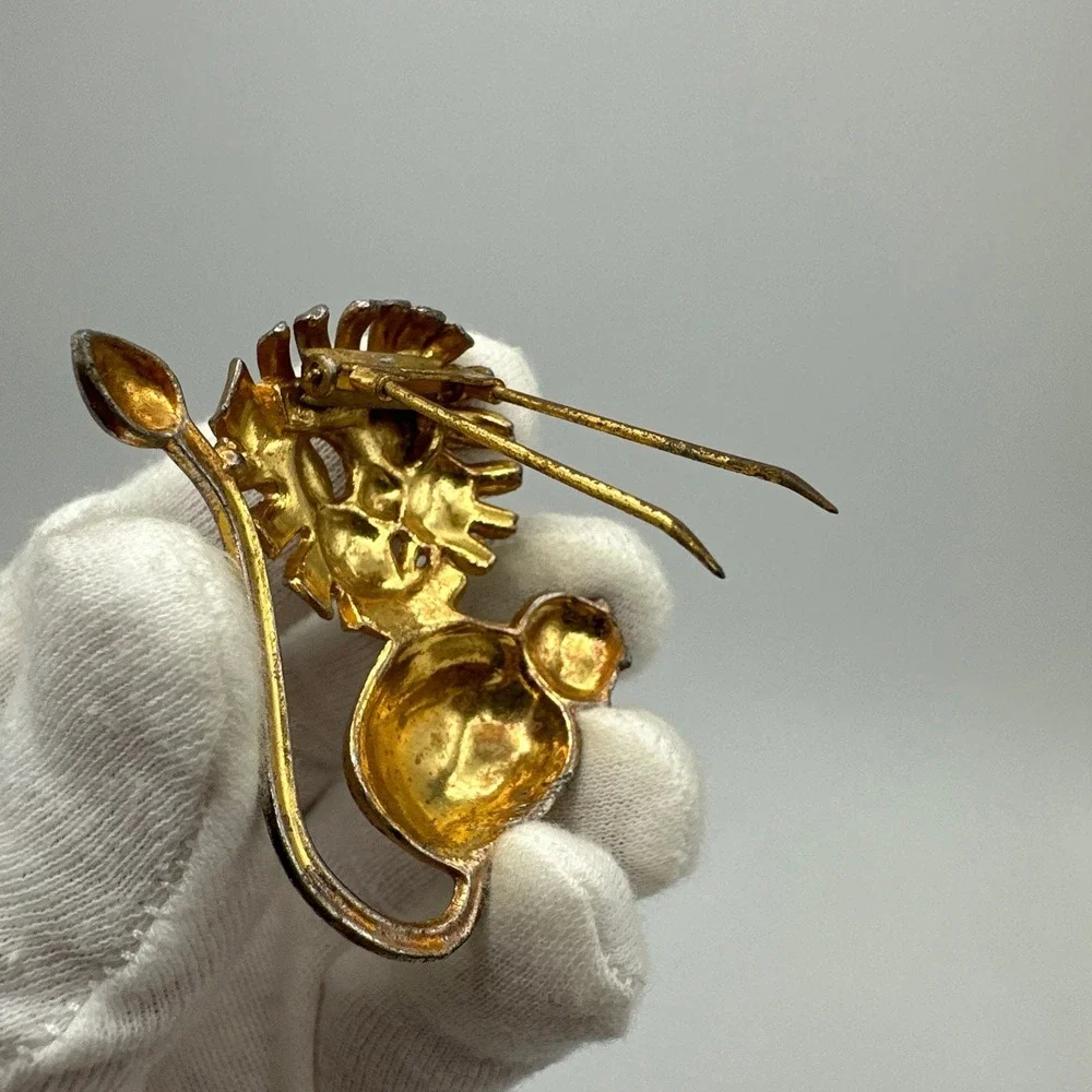 Rare Monet Lion Figural Multi Color Enamel Gold Tone Metal Fur Clip Brooch #713 - Picture 4 of 7